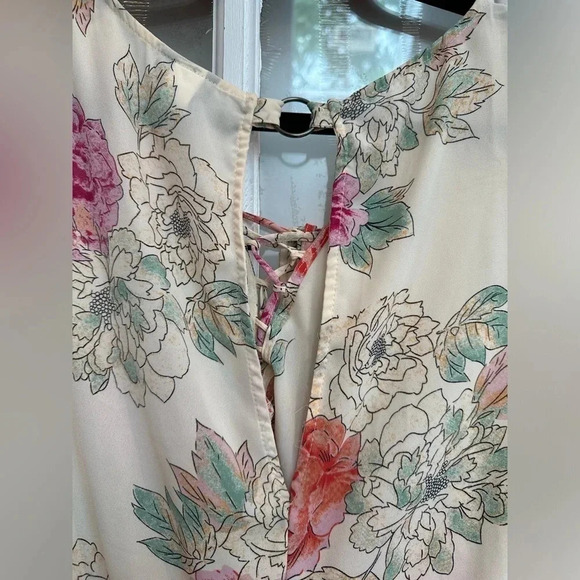 Torrid Ivory Floral Lace-Up Georgette Babydoll Sleeveless Blouse Plus Size 4XL - Picture 9 of 14